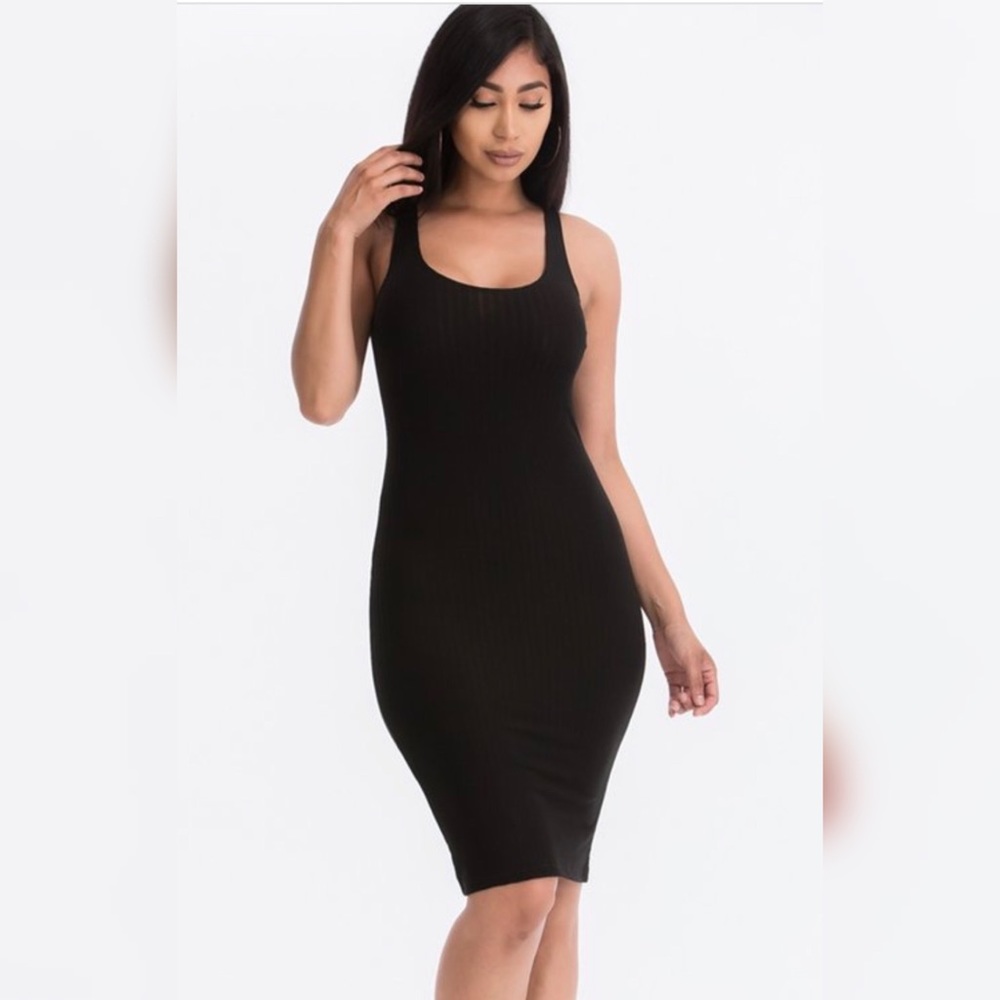 Black Ribbed Back Slit Bodycon Dress